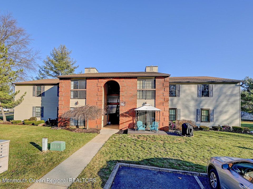 1st image of 16 Sacramento Ct #4