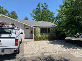 802 Fitch St, Healdsburg, CA 95448