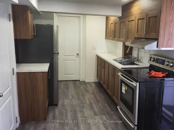 24 Griselda Ct, Brampton, ON L6S 1M6