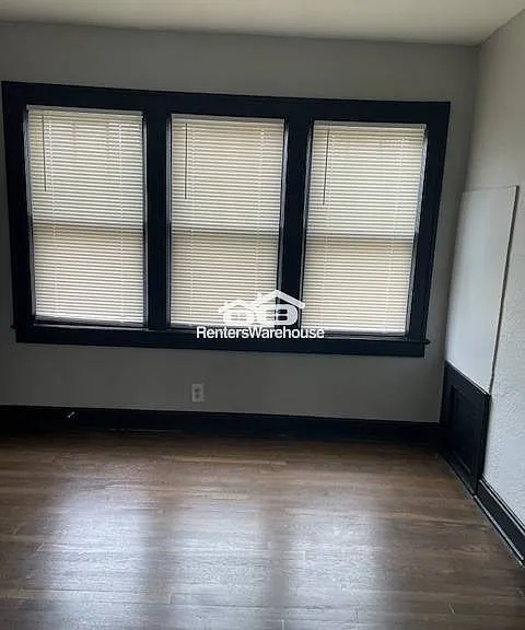576 S Oxford Ave — Photo 9