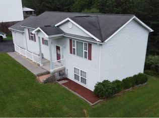 281 Plantation Dr, Richlands, VA 24641