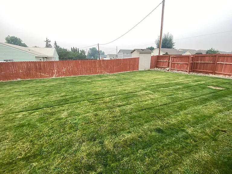 2217 N Abbey Glen Ct — Photo 33