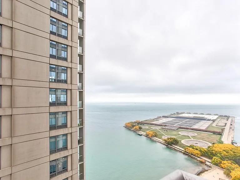 600 N Lake Shore Dr #3210 — Photo 11