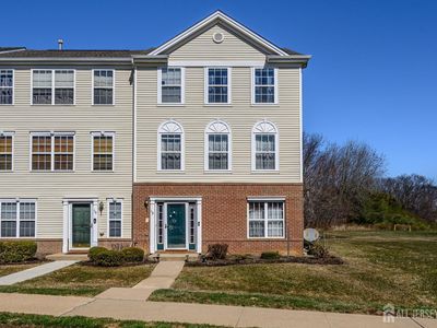 112 Woodlake Dr, Parlin, NJ, 08859