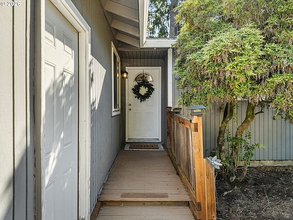 2nd image of 22602 SW Upper Roy St