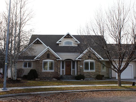 3rd image of 253 Georgetown Ct
