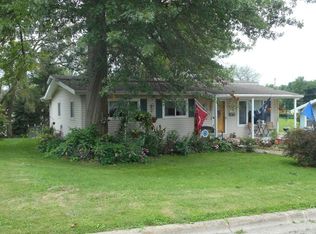 215 Whitney Ave, Kewanee, IL 61443