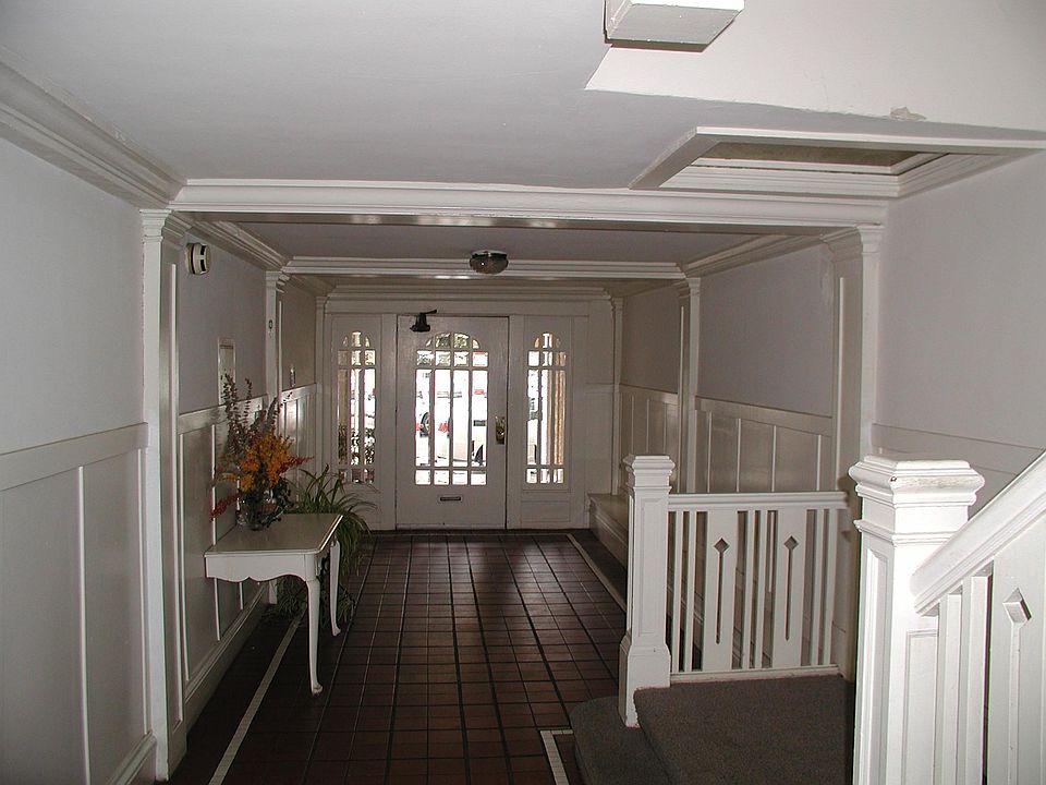 1st image of 1937 Page St APT 4