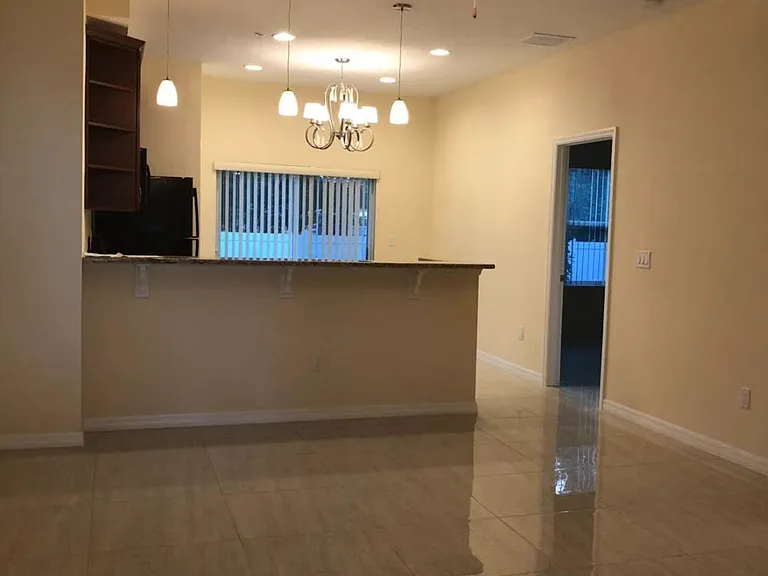 2043 Royal Vista Ct — Photo 4