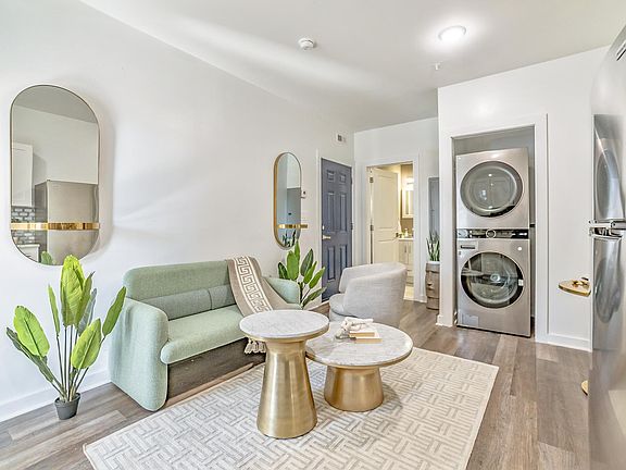 4th image of 3829 Germantown Ave #2F