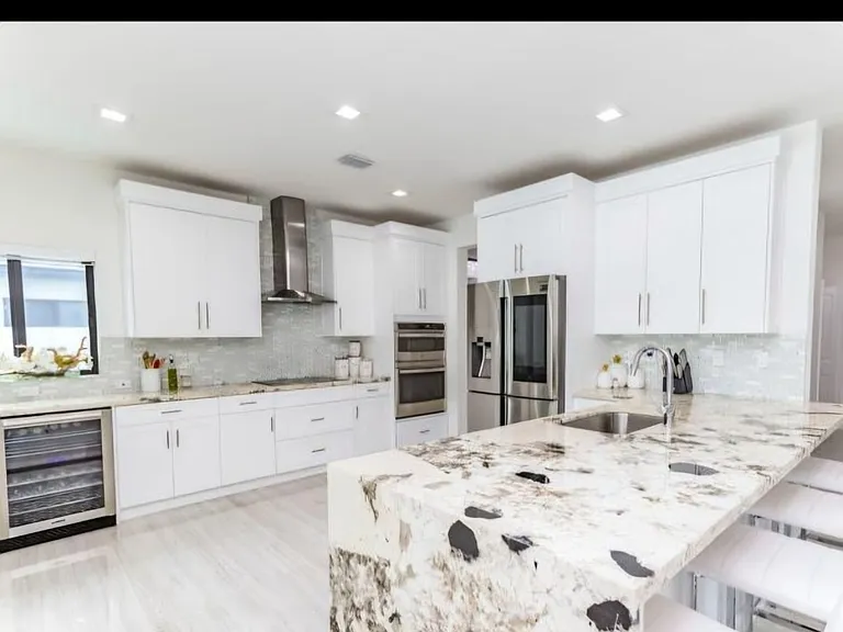 14611 SW 21st St — Photo 10