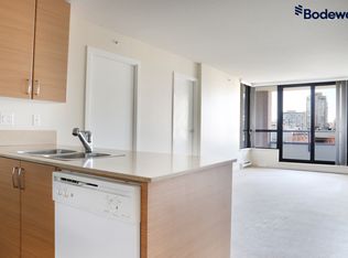 977 Mainland St, Vancouver, BC V6B1T2