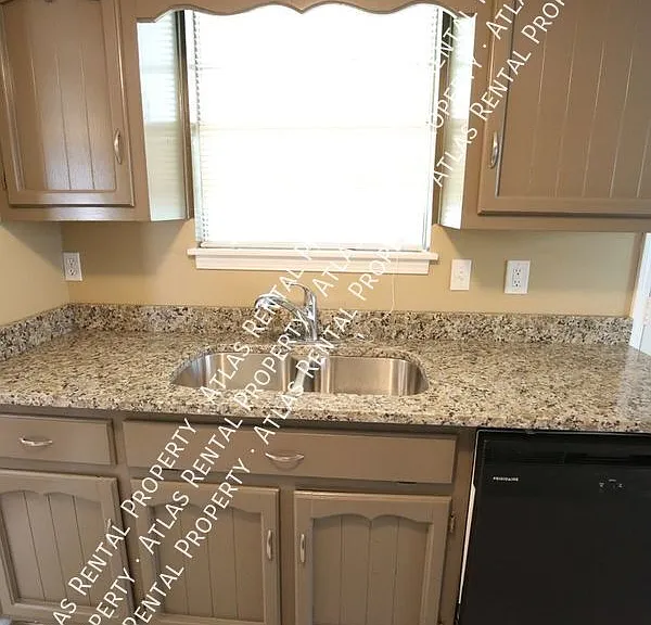 301 Saint John Rd NW — Photo 13