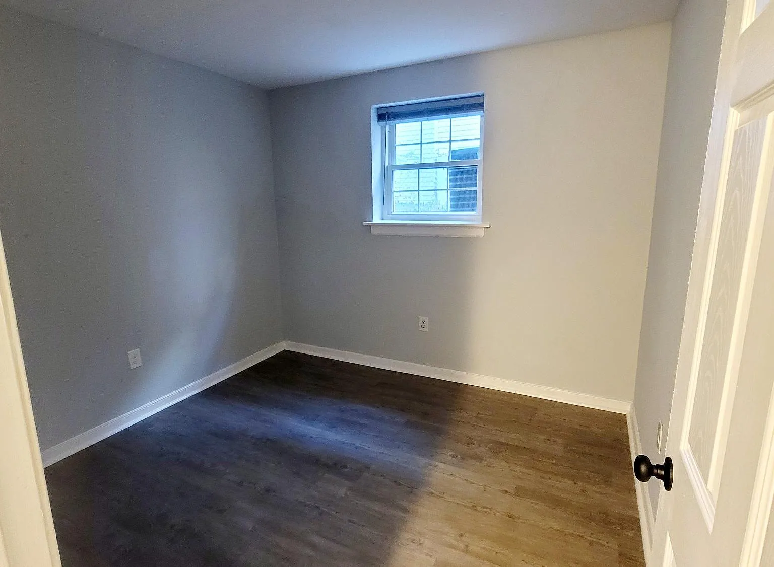 2 bed, 748 sqft, $995 — Photo 3