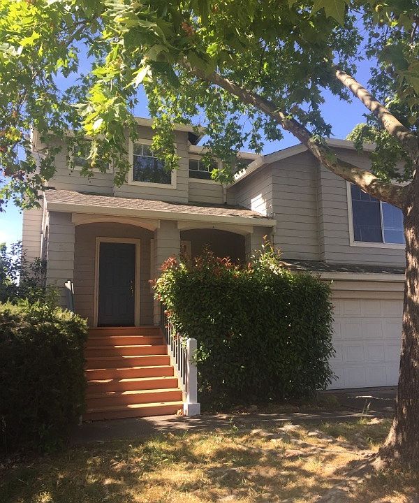 1st image of 239 Clay St