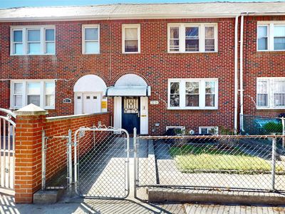 32-16 54 St, Flushing, NY, 11377