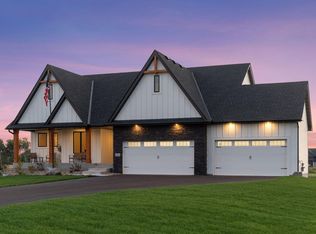 18022 Urbank St NE, Ham Lake, MN 55304