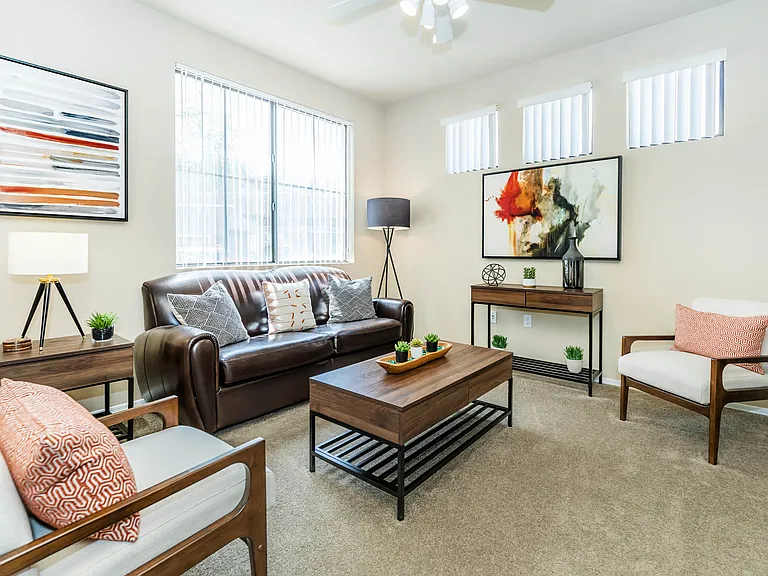1b1 751 SQFT 1 Bed 1 Bath