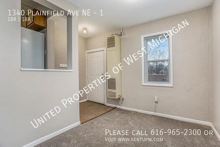 Available Now | Cute1 Bedroom, 1 Bath Lower Level Apartment in Creston Heights | Laundry Hook-Ups... — Photo 4