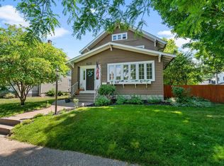 2418 13th St, Moline, IL 61265
