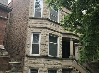 3055 W Palmer Blvd, Chicago, IL 60647