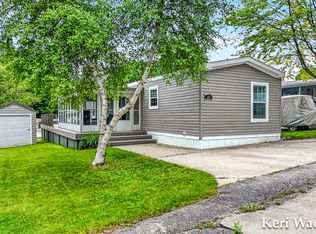6100 N Beaune Rd #40, Ludington, MI 49431
