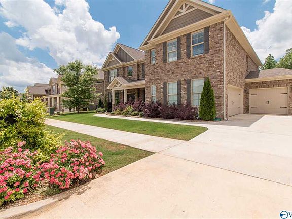 3rd image of 8327 Anslee Way NW