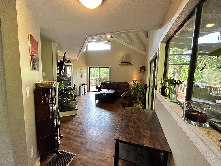 3233 Lake Road Cir — Photo 11