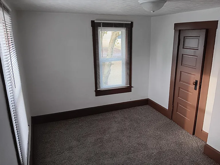 12 Monroe Ave — Photo 12