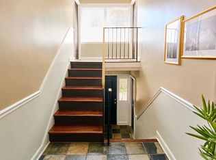 2467 Peachtree Rd NE, Atlanta, GA 30305