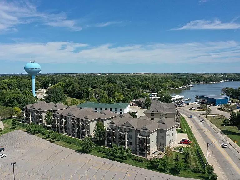 213 S Okoboji Grove Rd #D101 — Photo 22