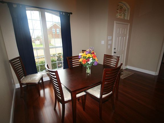 Formal Dining