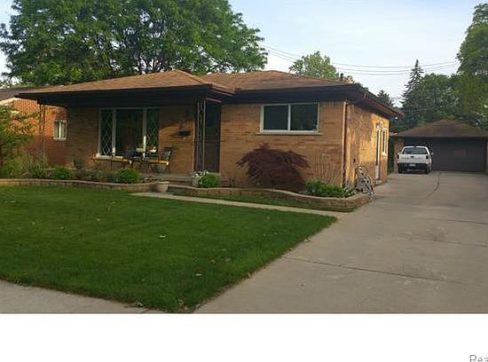 1st image of 26823 Richardson St