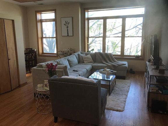2nd image of 2620 N Dayton St APT 3F