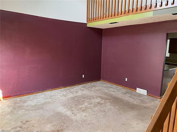 3rd image of 37431 Sturbridge Ln