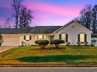 3901 Hunt Chase Dr, Greensboro, NC 27407