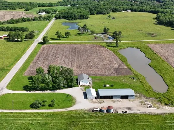 4419 Indiana Rd, Ottawa, KS 66067
