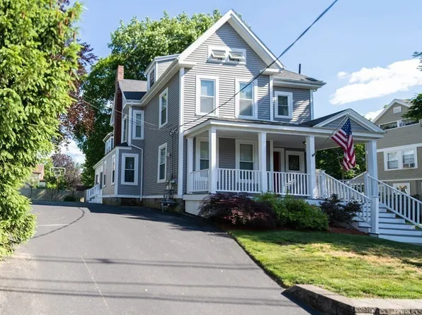 10 Mineral St Floor 2, Reading, MA 01867