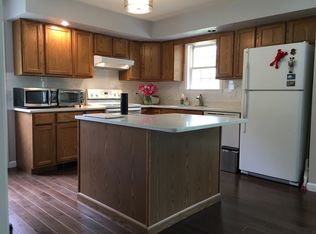 32 Wellesley Ave, Natick, MA 01760