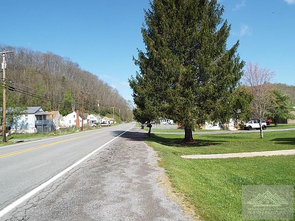 2nd image of 2376 Falls Mills Rd