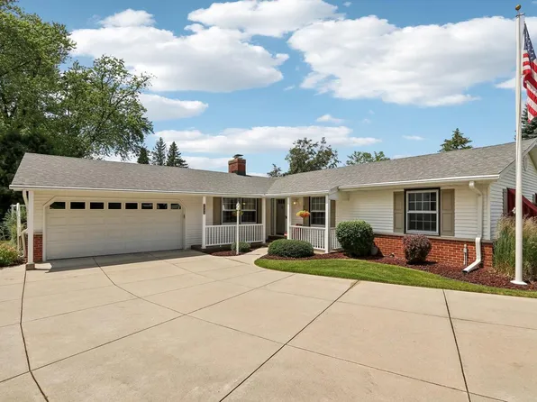 1003 17th AVENUE, Grafton, WI 53024