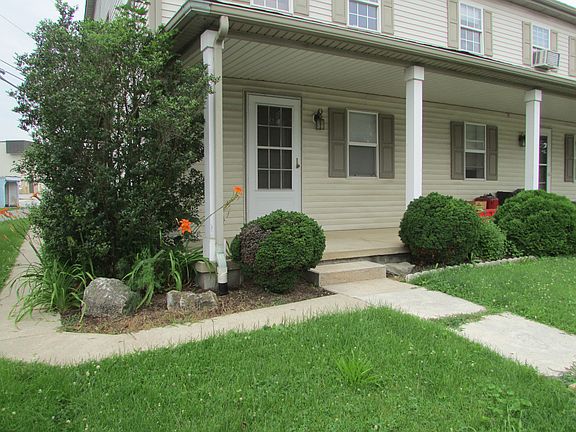2nd image of 188 Maple St #C