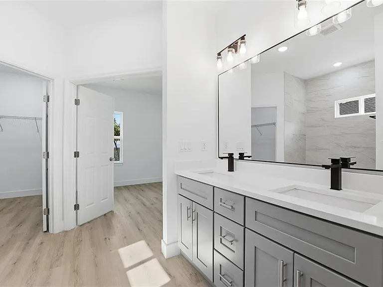 2275 W Linden Dr — Photo 23