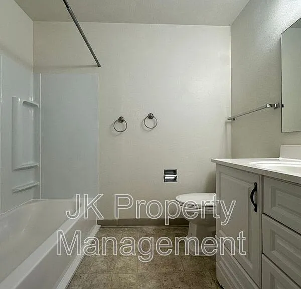 3516 11th Ave S #10 — Photo 10