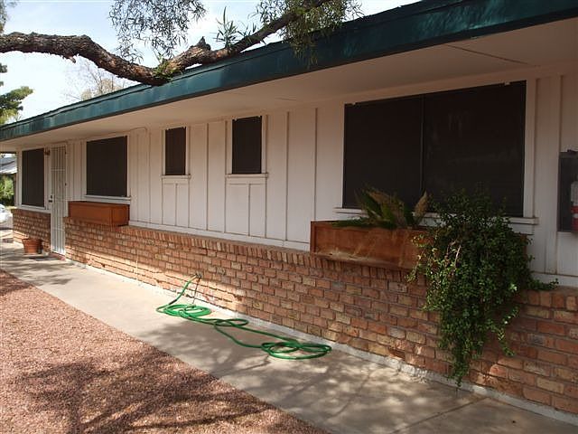 Building Photo 3