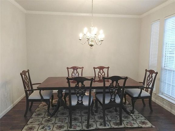 5th image of 410 Saddlebrook Dr