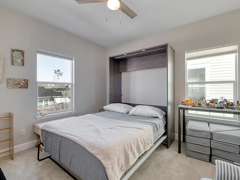 2117 McBee St — Photo 11