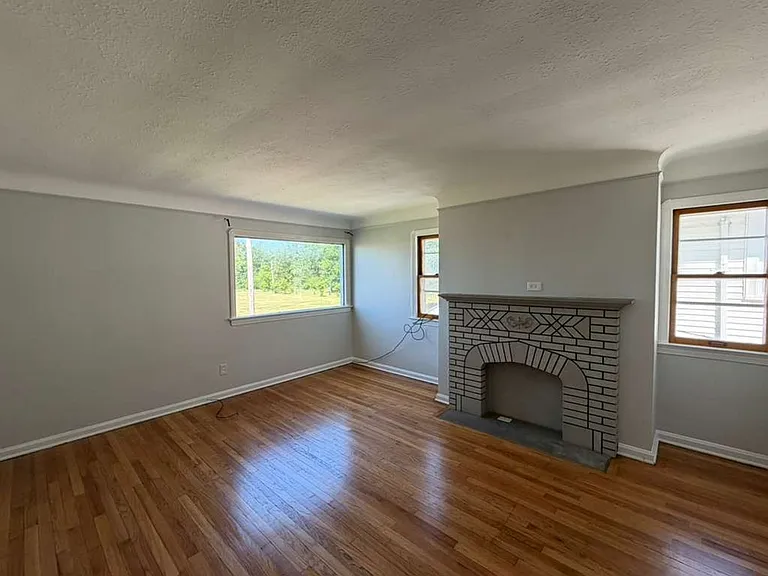 1482 Dille Rd — Photo 13