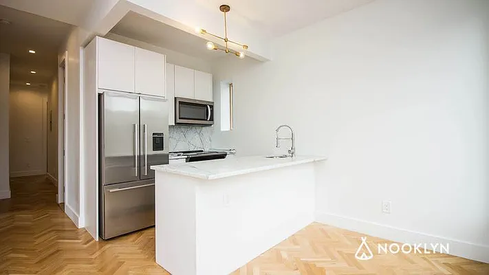 Rented by Nooklyn NYC LLC | media 24