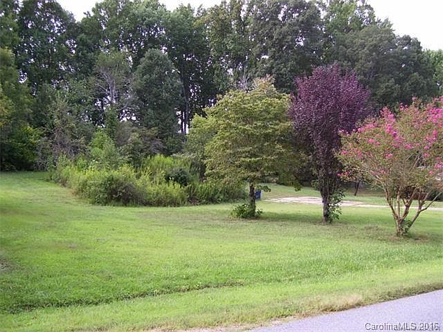 1st image of 6016 Dogwood Blvd #12